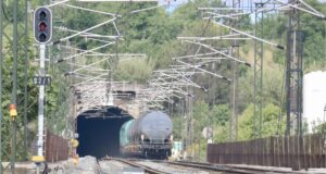 La segona via del túnel de Rubí reobrirà a finals de juny i permetrà el pas dels trens de Rodalies